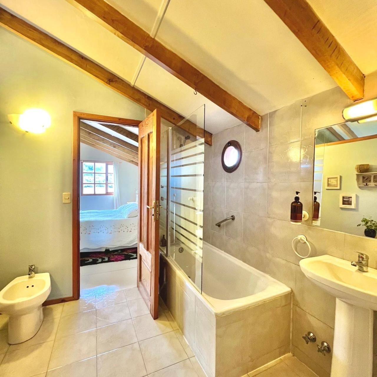 Villa La Mar / Casa Palafito à Castro Extérieur photo